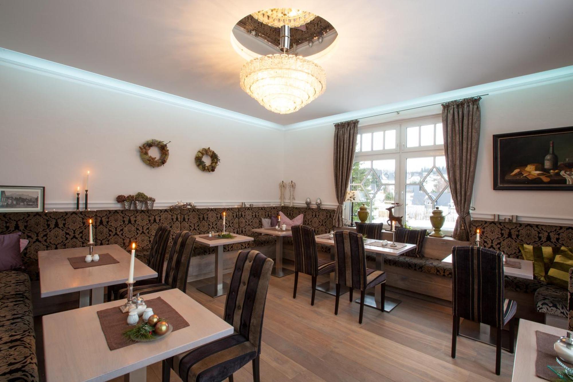 Hotel Nuhnetal Винтерберг Экстерьер фото